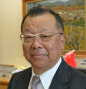 下平喜隆村長